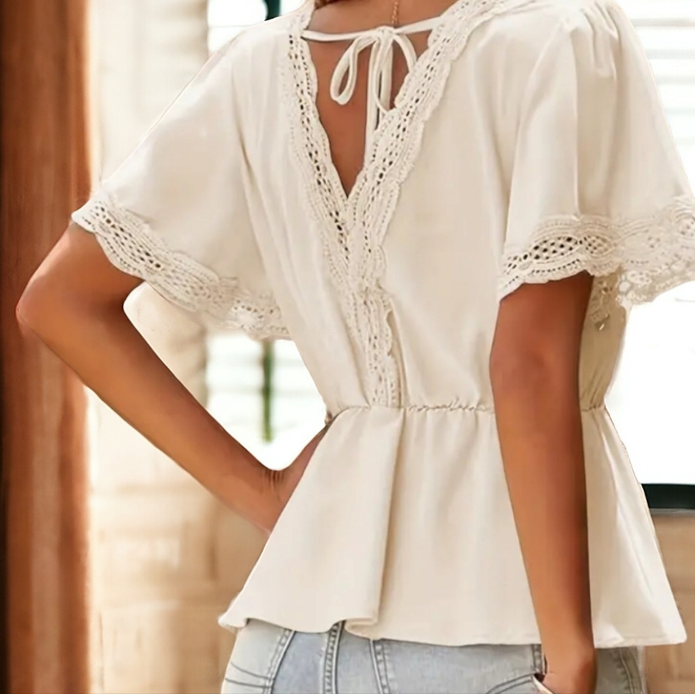 New! SKY blue lace splicing  v-neck & short  sleeves - Picture 4 of 9